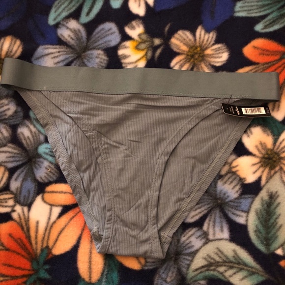 ***SOLD***5 Assorted BootayBag Undergarments - Picture 3 of 15